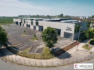 Plus de détails pour Local d'activités à louer