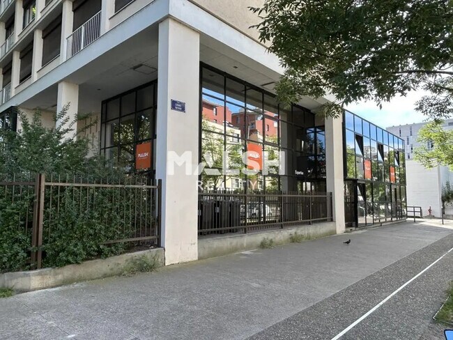 Plus de détails pour Bureau à louer