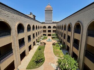 Plus de détails pour 1900 Mariposa Mall, Fresno, CA - Bureau à louer