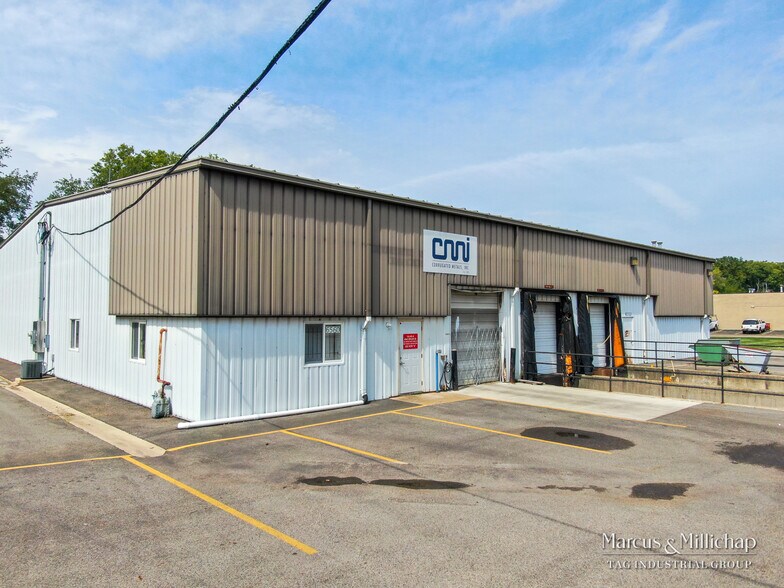 6560 Revlon Dr, Belvidere, IL à vendre - Photo de l’immeuble – Image 3 sur 13