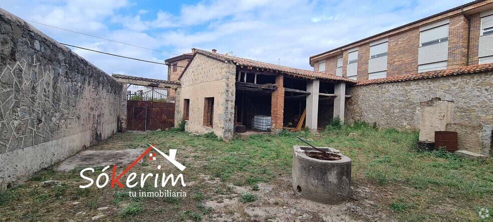 Industriel/Logistique dans Sotillo de la Adrada, Ávila à vendre - Photo de l’immeuble – Image 2 sur 21