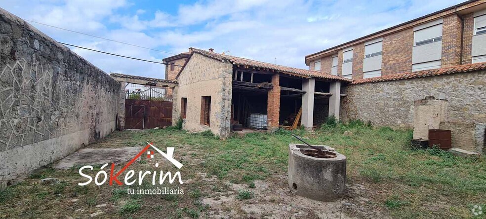 Industriel/Logistique dans Sotillo de la Adrada, Ávila à vendre - Photo de l’immeuble – Image 2 sur 21