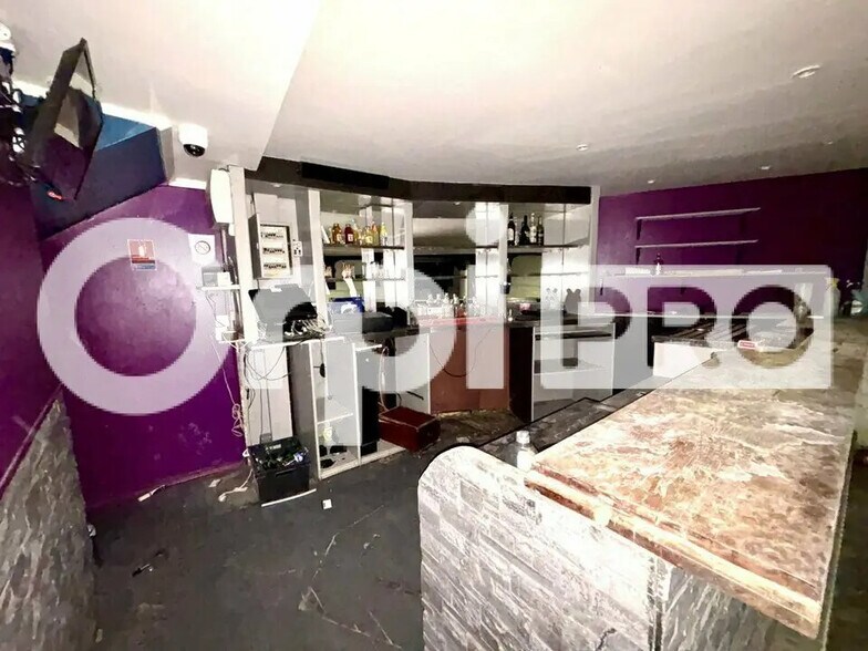 Local commercial dans Beauvais à louer - Photo de l’immeuble – Image 3 sur 4