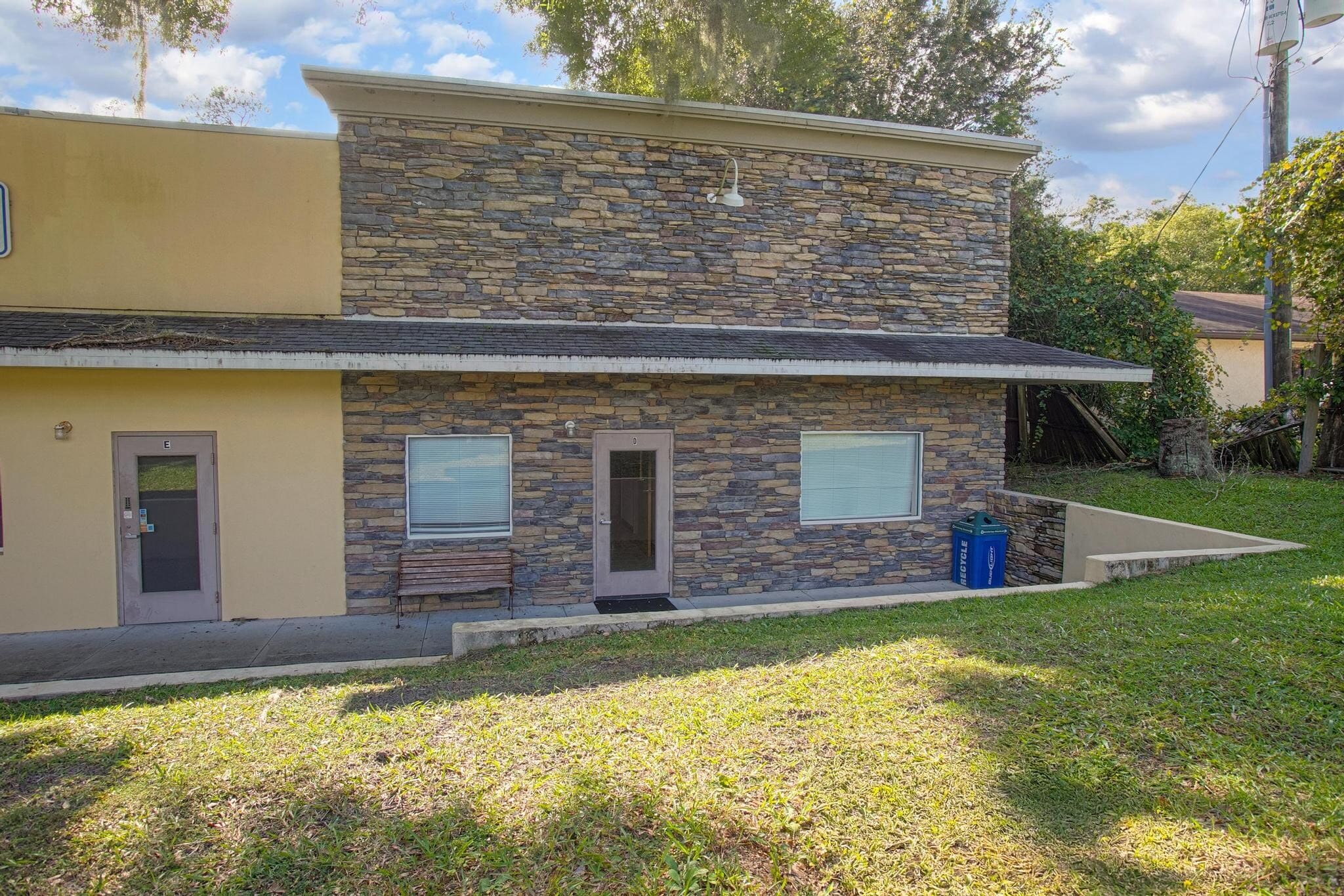 101 Heavensgate Rd, Deland, FL à louer Photo de l’immeuble– Image 1 sur 16