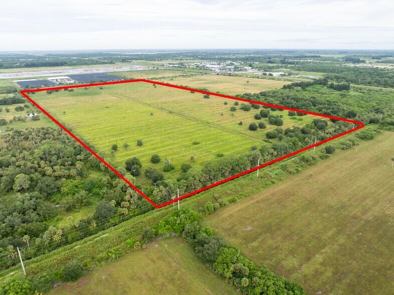 1500 Kings hwy, Fort Pierce, FL à vendre - Aérien – Image 2 sur 4