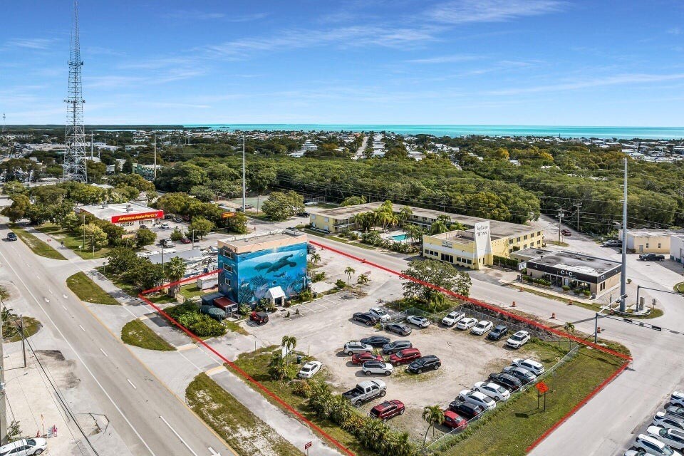 99222 Overseas Hwy, Key Largo, FL à vendre Photo de l’immeuble– Image 1 sur 14