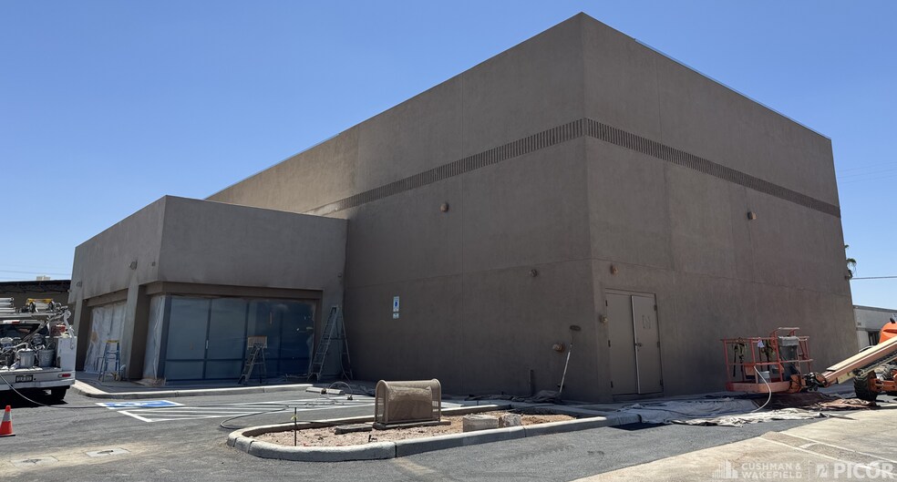3774 E 43rd Pl, Tucson, AZ à louer - Photo de l’immeuble – Image 1 sur 3