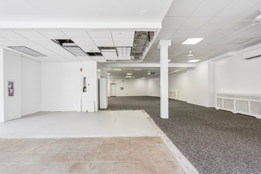 7167 Germantown Ave, Philadelphia, PA à louer - Photo intérieure – Image 3 sur 7