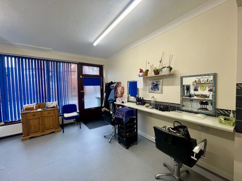 7 Black Bull Road, Folkestone à vendre - Photo de l’immeuble – Image 2 sur 14