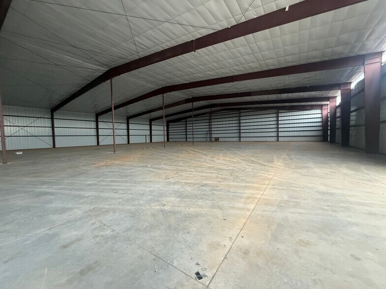 610 W Nursery Rd, Rogers, AR à louer - Photo intérieure – Image 3 sur 9