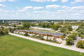 3350 W Salt Creek Ln, Arlington Heights, IL - VUE AÉRIENNE  vue de carte - Image1