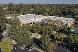 2540 W Shaw Ln, Fresno, CA - VUE AÉRIENNE  vue de carte - Image1