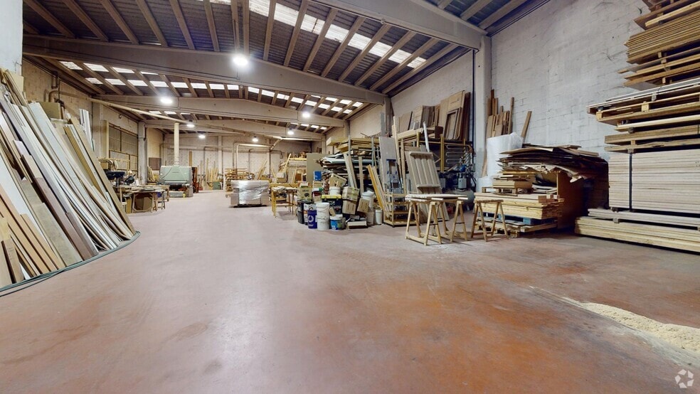 Industriel/Logistique dans Guadalajara, Guadalajara à vendre - Photo de l’immeuble – Image 3 sur 19
