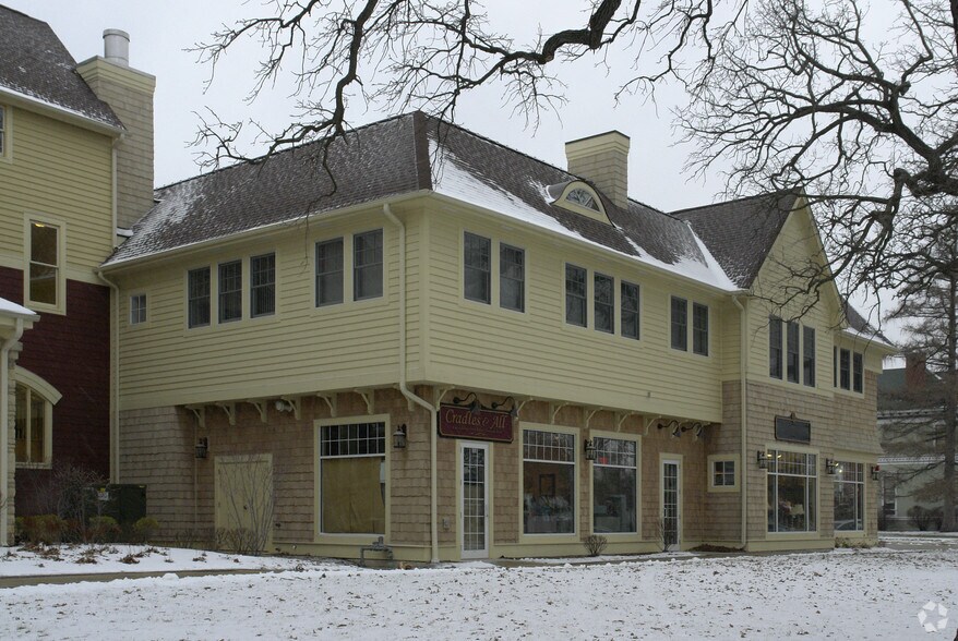 407 S 3rd St, Geneva, IL à louer - Photo de l’immeuble – Image 3 sur 11