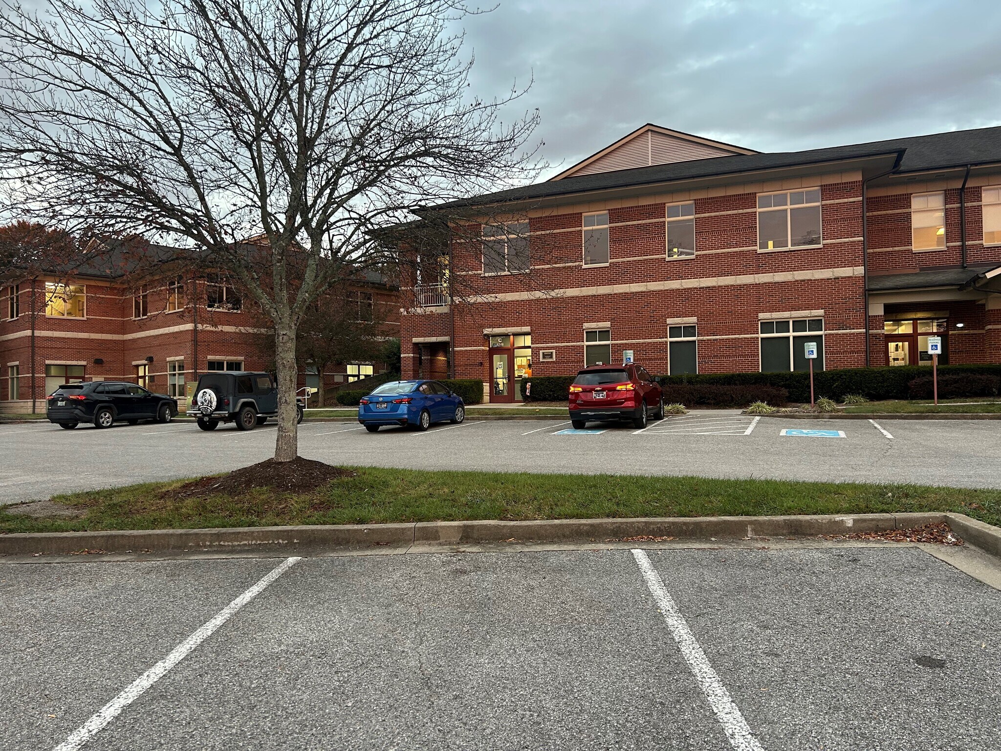 6342-6360 Lonas Spring Dr, Knoxville, TN à louer Photo intérieure– Image 1 sur 14