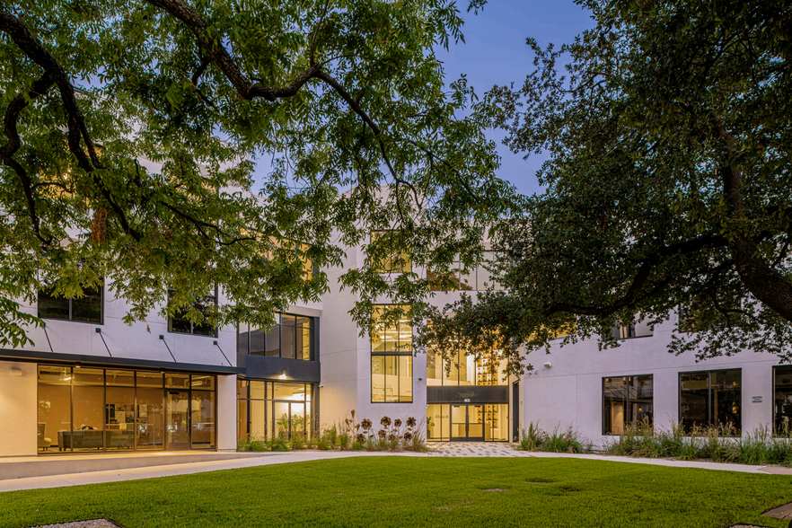 4621 Ross Ave, Dallas, TX à louer - Photo de l’immeuble – Image 2 sur 38