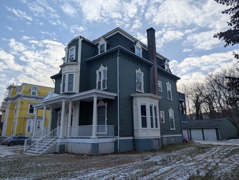 141 Crescent ave, Plainfield, NJ à vendre - Photo principale – Image 1 sur 1