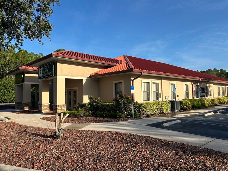 7747 Mitchell Blvd, Trinity, FL à vendre - Photo de l’immeuble – Image 1 sur 12