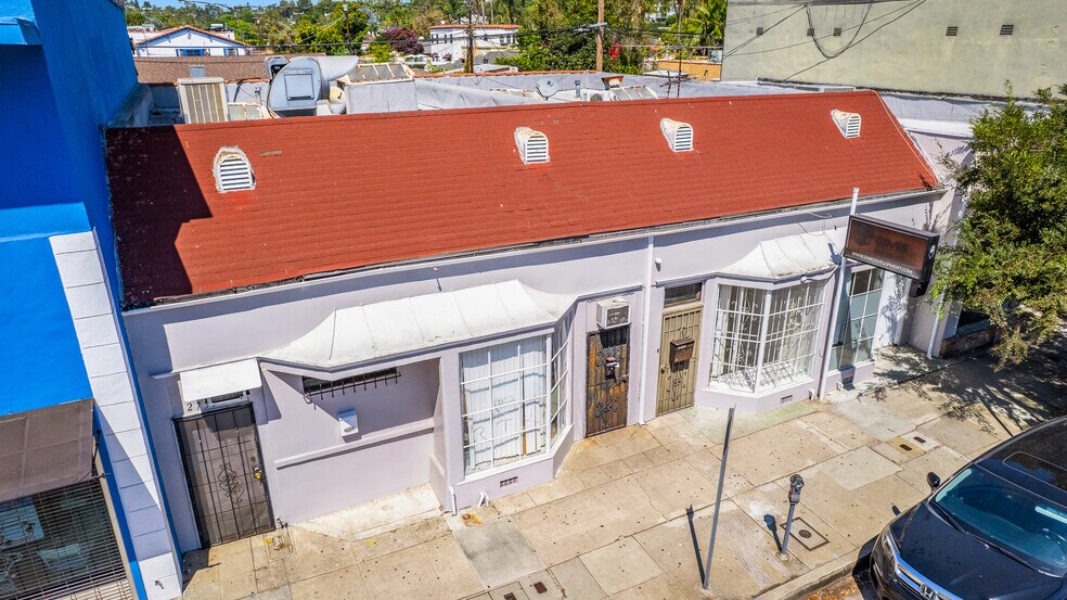 2729-2735 S Robertson Blvd, Los Angeles, CA à louer - Photo de l’immeuble – Image 1 sur 7