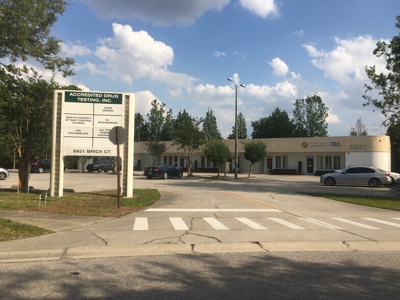 5931 Brick Ct, Winter Park, FL à louer - Photo de l’immeuble – Image 2 sur 2