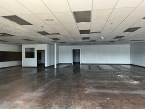 8450 W Sahara Ave, Las Vegas, NV à louer Photo intérieure– Image 1 sur 6