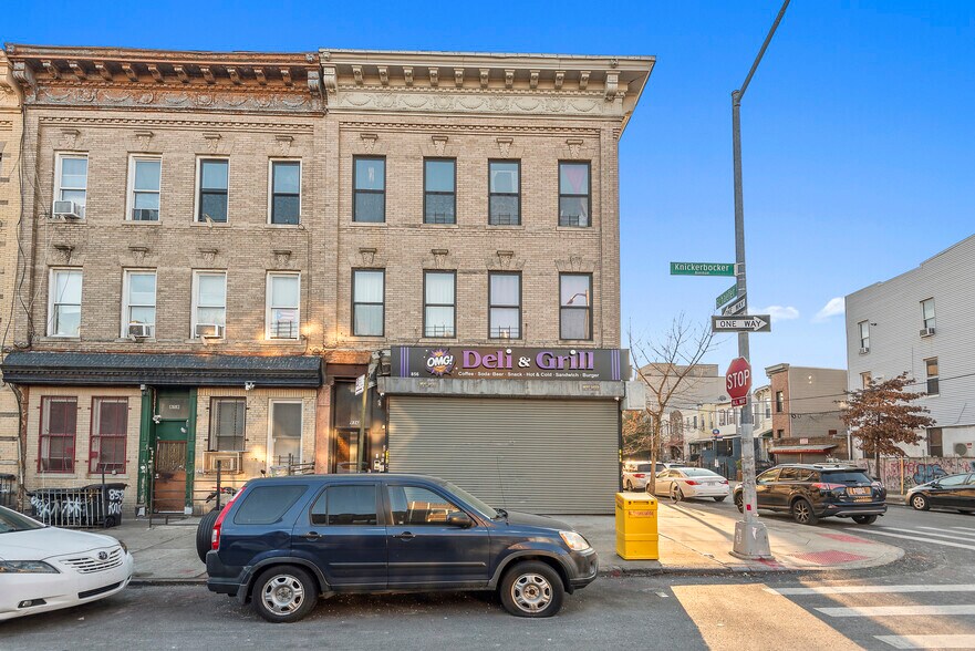 856 Knickerbocker Ave, Brooklyn, NY à vendre - Photo de l’immeuble – Image 3 sur 7