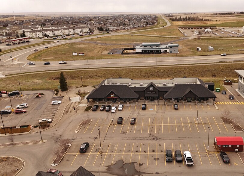 886 Heritage Blvd W, Lethbridge, AB à vendre - Photo principale – Image 1 sur 6
