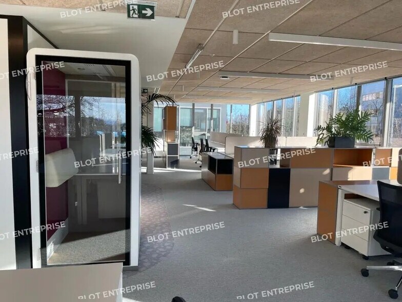 1 Impasse Claude Nougaro, Saint-Herblain à louer - Photo de l’immeuble – Image 2 sur 11