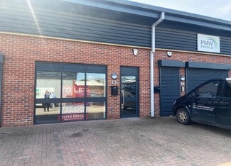 Plus de détails pour Commercial Rd, Darwen - Industriel/Logistique à louer