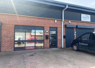Plus de détails pour Commercial Rd, Darwen - Industriel/Logistique à louer