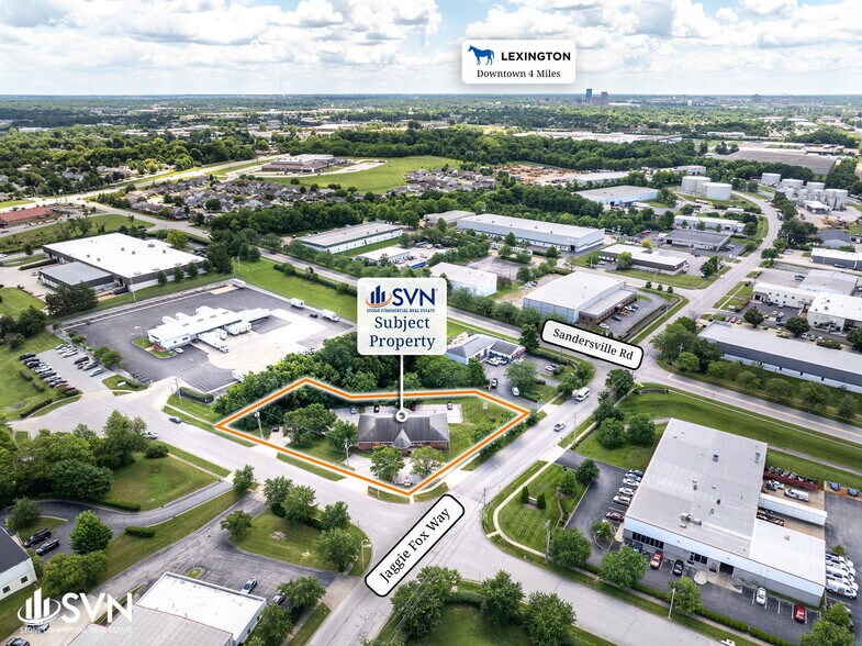 1708 Jaggie Fox Way, Lexington, KY à vendre - Photo de l’immeuble – Image 3 sur 24