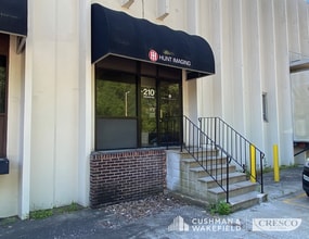 200-250 Sheldon Rd, Berea, OH à louer Photo intérieure– Image 1 sur 2