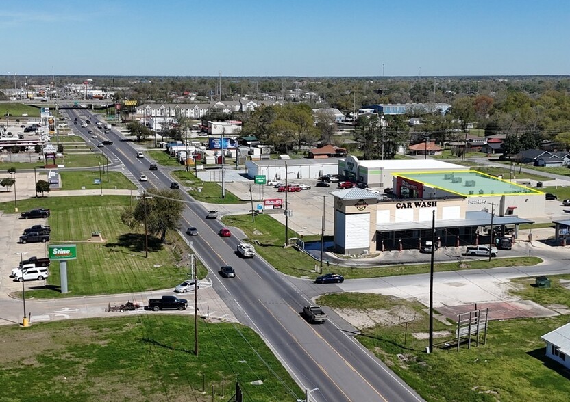 2929 Ruth St, Sulphur, LA à louer - Photo de l’immeuble – Image 2 sur 2