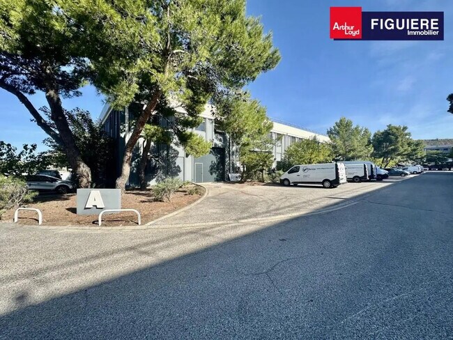 Plus de détails pour Chemin De La Bastide Blanche, Vitrolles - Bureau, Local d'activités à louer