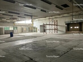 Local d'activités dans Orvault à vendre Photo intérieure– Image 2 sur 5