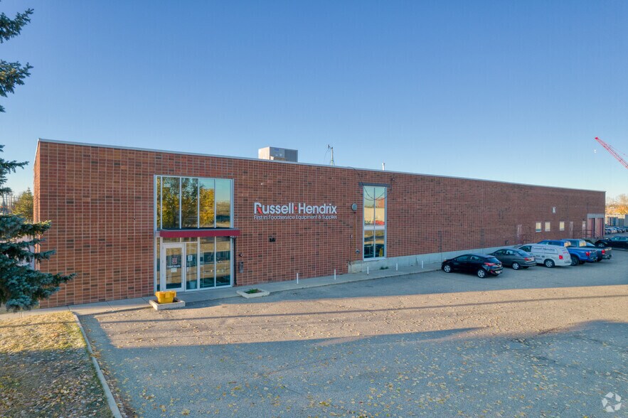 5707 4th St SE, Calgary, AB à louer - Photo de l’immeuble – Image 3 sur 8