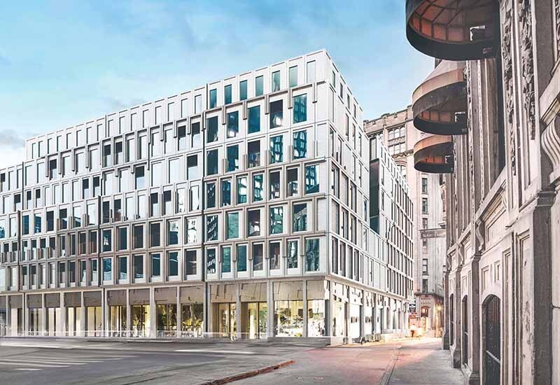240 Notre-Dame Street W, Montréal, QC à vendre Photo principale– Image 1 sur 11