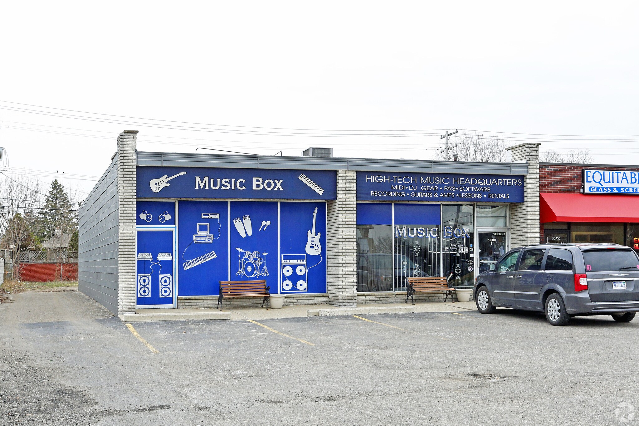50310 Van Dyke Rd, Shelby Township, MI à louer Photo principale– Image 1 sur 20