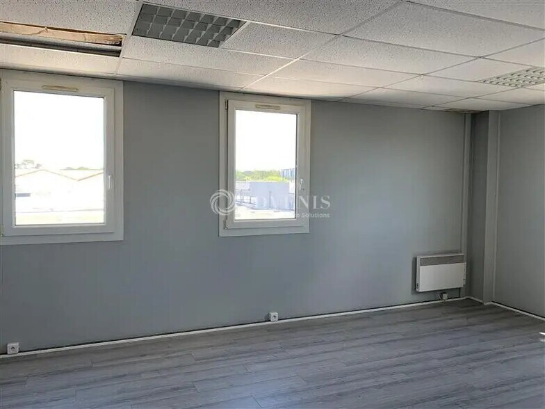 Bureau dans Le Mans à vendre - Photo de l’immeuble – Image 2 sur 6