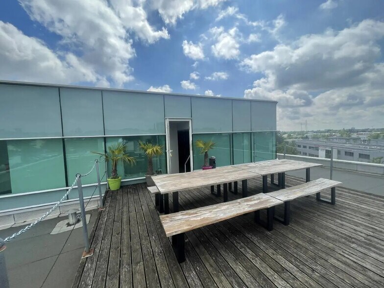 Bureau dans Orléans à louer - Photo de l’immeuble – Image 1 sur 11
