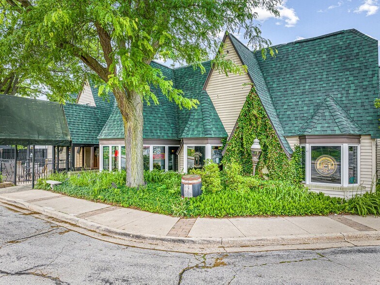 5040 N 2nd St, Loves Park, IL à vendre - Photo de l’immeuble – Image 3 sur 42