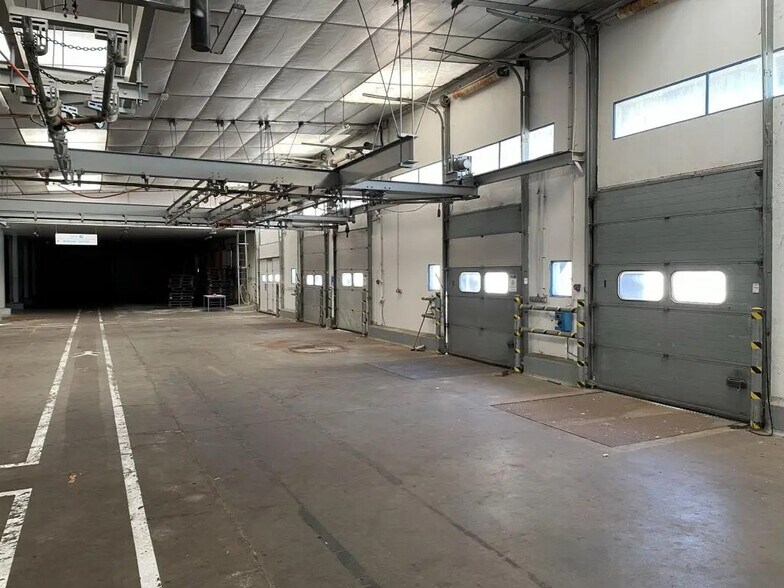 Industriel/Logistique dans Montreuil-Bellay à vendre - Photo intérieure – Image 3 sur 5