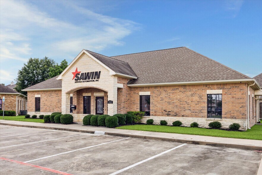9525 Huffmeister Rd, Houston, TX à vendre - Photo de l’immeuble – Image 1 sur 17