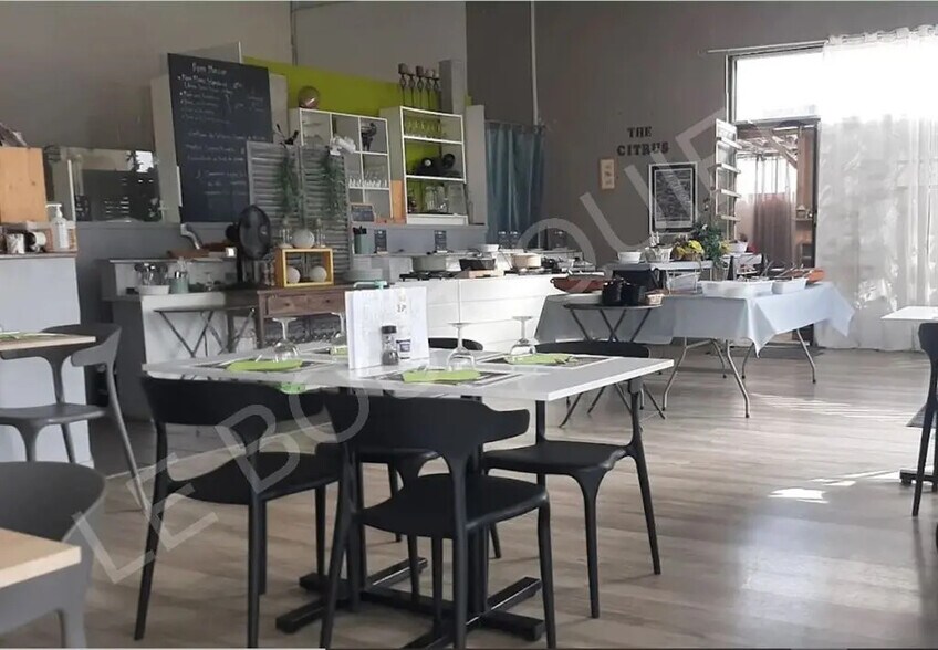 Local commercial dans Cabestany à vendre - Photo de l’immeuble – Image 3 sur 6