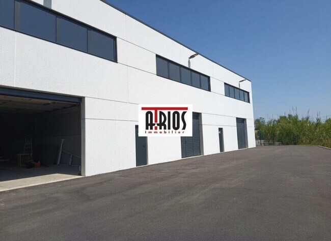 Plus de détails pour Industriel/Logistique à louer