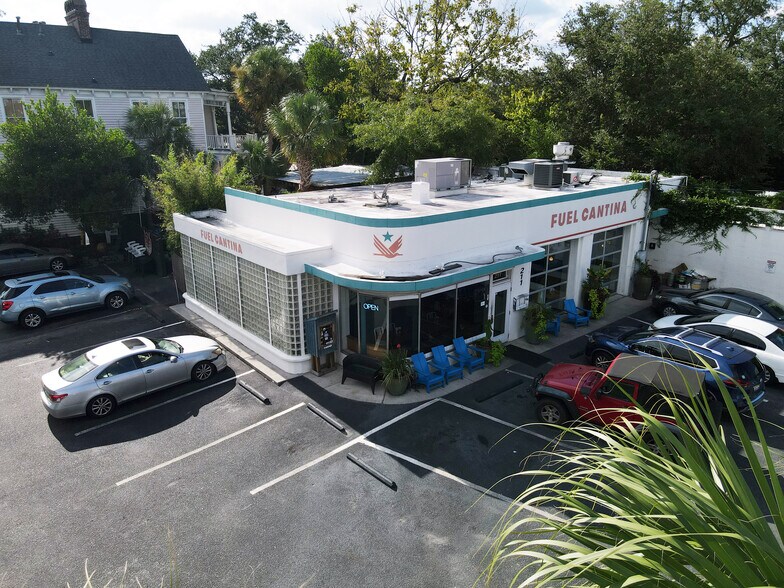 211 Rutledge Ave, Charleston, SC à vendre - Photo de l’immeuble – Image 2 sur 6