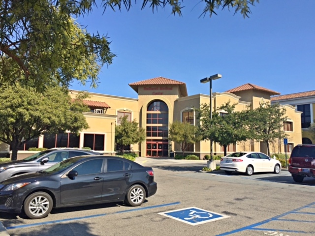 44274 George Cushman Ct, Temecula, CA à louer - Photo de l’immeuble – Image 2 sur 9