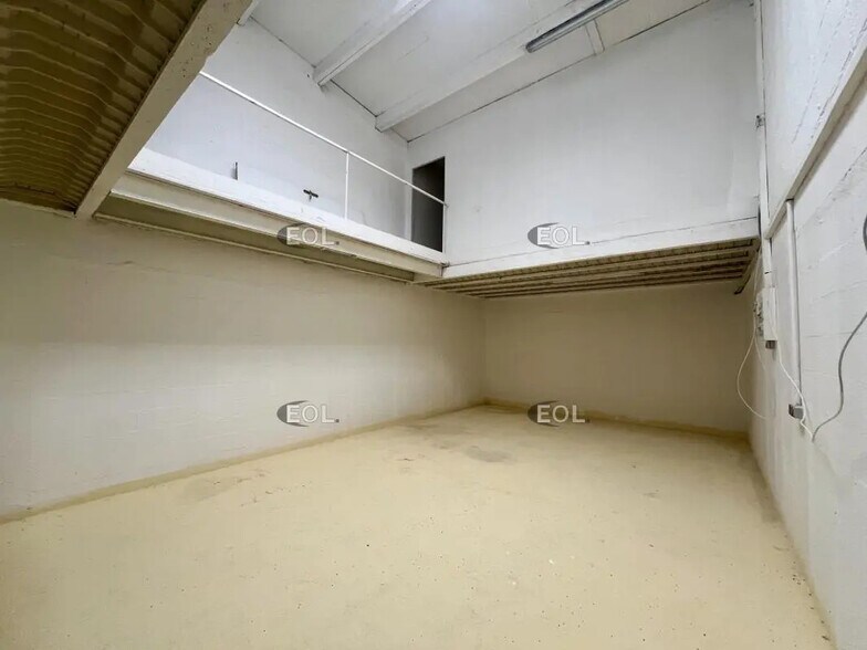 Local d’activités dans Saint-Witz à louer - Photo de l’immeuble – Image 2 sur 5