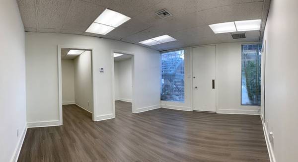 12444 Ventura Blvd, Studio City, CA à louer - Photo de l’immeuble – Image 3 sur 27