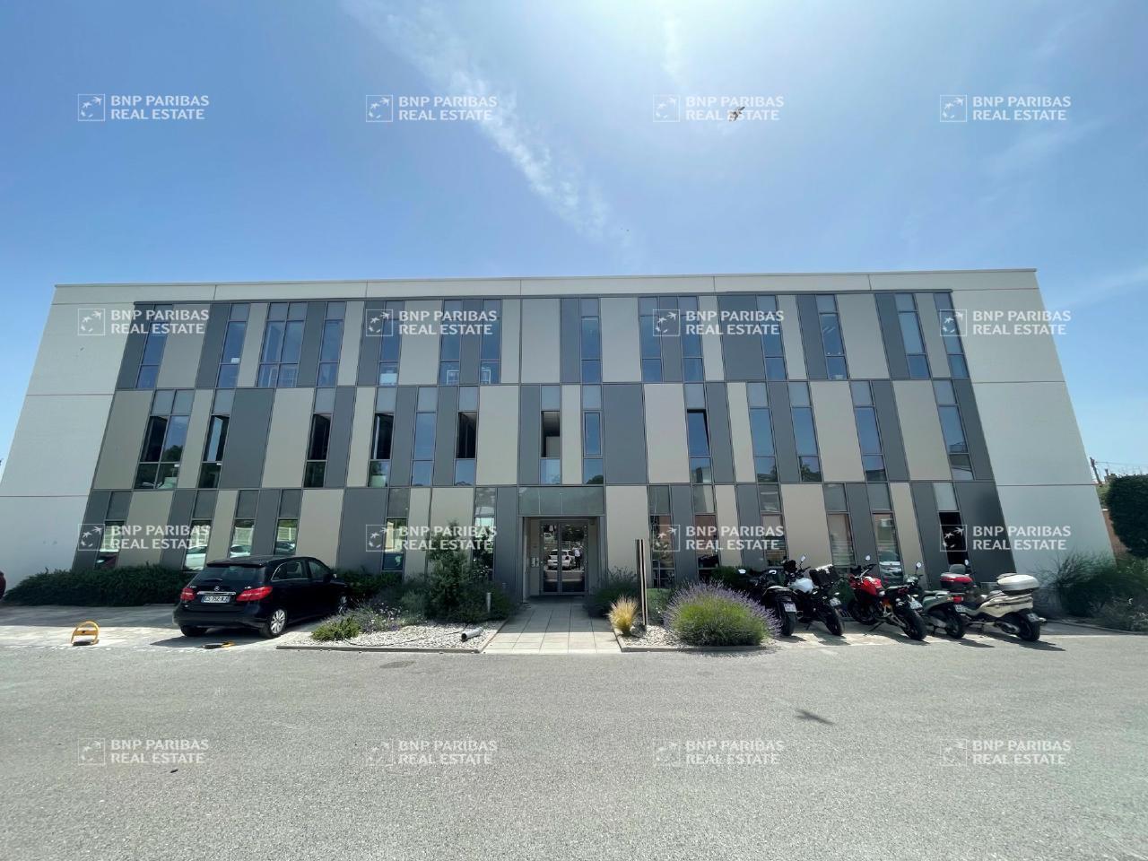 Bureau dans Marseille à louer Photo de l’immeuble– Image 1 sur 18